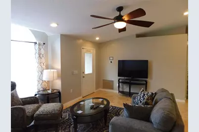1095 E Wisconsin Avenue, Deland, FL 32724 - Photo 10