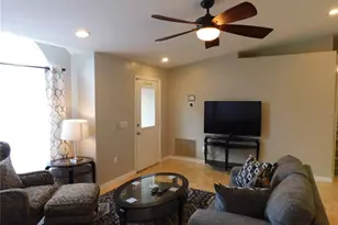 1095 E Wisconsin Ave, Deland, FL 32724 - Photo 10