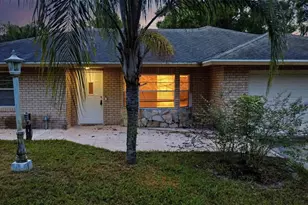 1098 E DeCarlo Dr, Deltona, FL 32725 - Photo 46