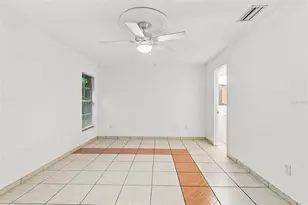 1098 E DeCarlo Dr, Deltona, FL 32725 - Photo 24