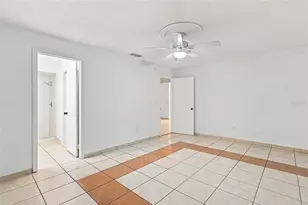 1098 E DeCarlo Dr, Deltona, FL 32725 - Photo 26