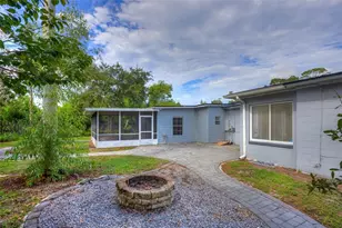 45 S University Cir, Deland, FL 32724 - Photo 32