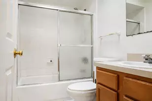 420 E New Hampshire Ave, Deland, FL 32724 - Photo 18