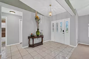 6 Roxland Ln, Palm Coast, FL 32164 - Photo 2
