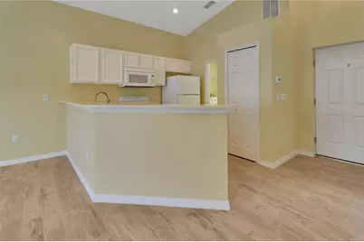 210 Pine Bluff Avenue #210, Deland, FL 32724 - Photo 8