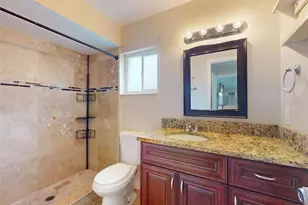 2125 E Parkton Dr, Deltona, FL 32725 - Photo 8