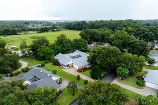 2525 S Glen Eagles Dr, Deland, FL 32724 - Photo 30