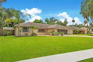 605 Boars Head Dr, Port Orange, FL 32127 - Photo 2