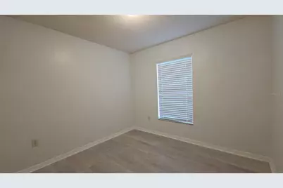 652 W Minnesota Avenue, Deland, FL 32720 - Photo 16