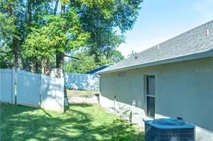 1306 Island Cove Dr, Deland, FL 32724 - Photo 28