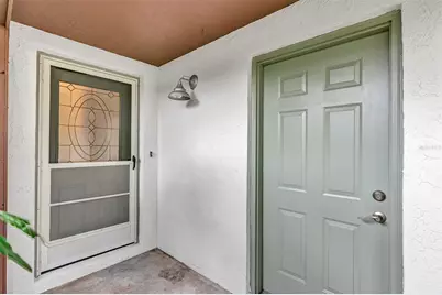 1402 Crystal Court, Tavares, FL 32778 - Photo 4
