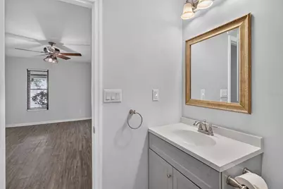 7360 Ulmerton Road #2E, Largo, FL 33771 - Photo 24