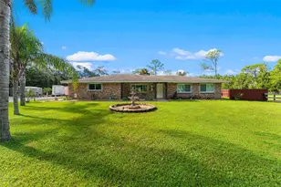 2131 W Poinsettia Dr, Port Orange, FL 32128 - Photo 2