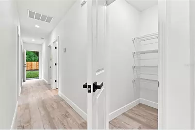1105 S Adelle Avenue, Deland, FL 32720 - Photo 14