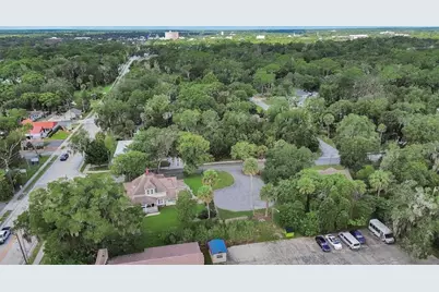 903 E New York Avenue, Deland, FL 32724 - Photo 52