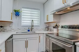 348 Woodland Ave, Daytona Beach, FL 32118 - Photo 12