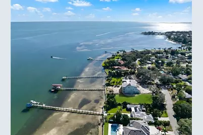 6100 Bahama Shores Drive S, Saint Petersburg, FL 33705 - Photo 10