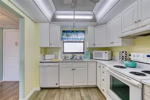 915 Ocean Shore Blvd, Ormond Beach, FL 32176 - Photo 6