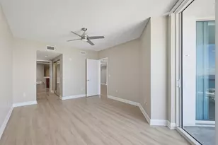 241 Riverside Dr, Holly Hill, FL 32117 - Photo 16