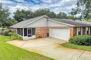 2490 S Glen Eagles Dr, Deland, FL 32724 - Photo 1
