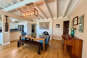 318 N Riverside Dr, Edgewater, FL 32132 - Photo 2