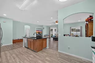 20 Royal Palm Ln, Palm Coast, FL 32164 - Photo 14