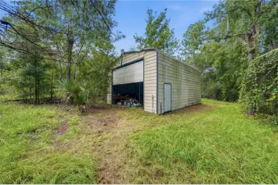 105 Perry Avenue, Satsuma, FL 32189 - Photo 4
