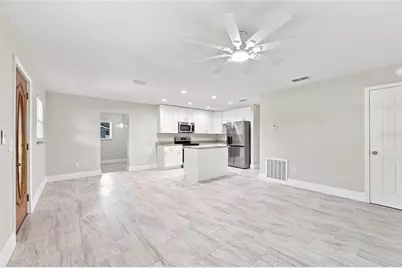 405 S Boston Avenue, Deland, FL 32724 - Photo 12