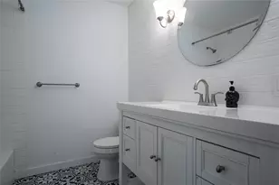 1004 N Camphor Ln, Deland, FL 32720 - Photo 18
