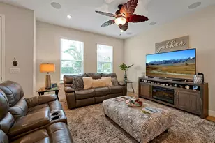 2155 Valencia Blossom St, Clermont, FL 34711 - Photo 4