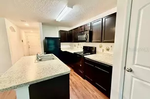 707 W Chelsea St, Deland, FL 32720 - Photo 2