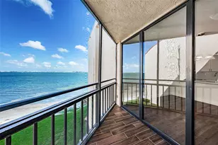 5541 Puerta Del Sol Blvd S, Saint Petersburg, FL 33715 - Photo 6