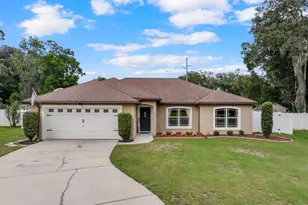 854 Arawana Dr, Orange City, FL 32763 - Photo 1