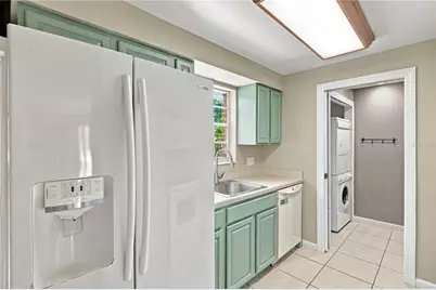 371 W Holly Drive, Orange City, FL 32763 - Photo 18