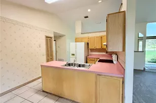 632 Fourwind St, Deltona, FL 32725 - Photo 10