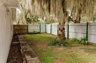 440 Berwick Cir, Deland, FL 32724 - Photo 6