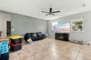 4704 Doyle Dr, Kissimmee, FL 34758 - Photo 2