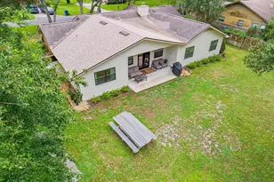 2040 Larchmont Dr, Deland, FL 32724 - Photo 22