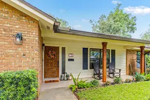2040 Larchmont Dr, Deland, FL 32724 - Photo 1
