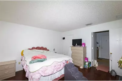 9291 SE 173rd Surrey Lane, The Villages, FL 32162 - Photo 8