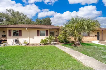 6 Villa Villar Court #60, Deland, FL 32724 - Photo 2