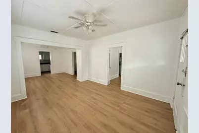 306 Page Court, Deland, FL 32720 - Photo 2