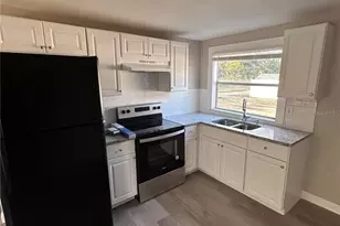 806 W 11th St, Sanford, FL 32771 - Photo 4