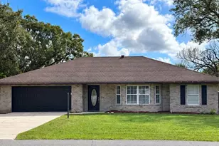 1475 NW Agatha Dr, Deltona, FL 32725 - Photo 1