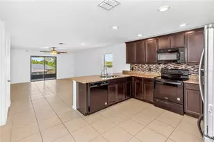 1528 E Falmouth Ave, Deltona, FL 32725 - Photo 6
