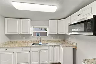 717 S Locust Ave, Sanford, FL 32771 - Photo 14