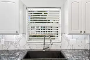 930 Dora Ave, Tavares, FL 32778 - Photo 18