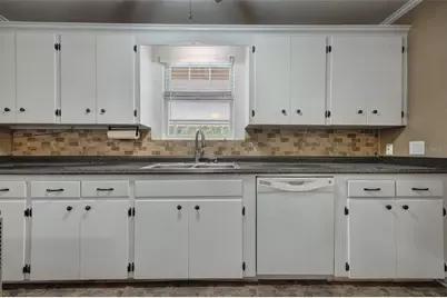 641 E Pennsylvania Avenue, Deland, FL 32724 - Photo 18