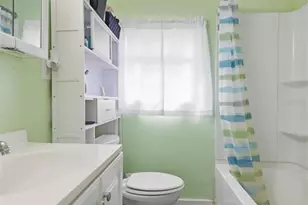 498 King Charles Cir, Deland, FL 32724 - Photo 20