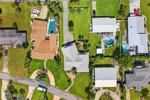 333 Desoto Dr, New Smyrna Beach, FL 32169 - Photo 70